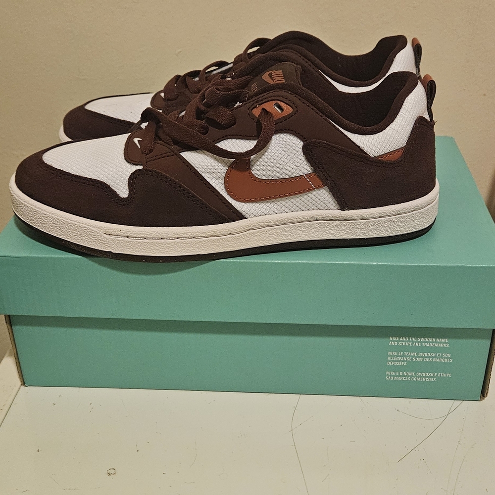 Nike Maroon and White Women's Sneakers